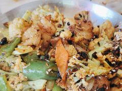 -鹤乡东北菜(崮山路店)