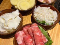 -乐闹闹重庆火鍋(民治店)