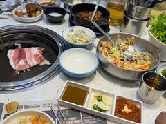 -韩香福烤肉庄园(华夏路店)
