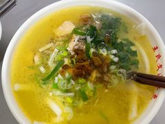 鸡汤饵条-文山荷鲜居(翠湖店)