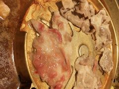 -猪啊牛呀羊啊铜盘烤肉(正大广场店)