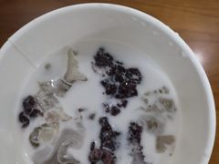 椰奶紫米银耳羹-炖物24章·顺时轻养茶(杭州大厦店)