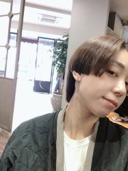 -苑苑发型设计