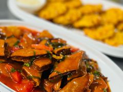 -俭寨大盘鸡·手抓肉·烧烤新疆菜(乌苏路店)