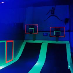 -蹦贝运动中心·蹦床·攀岩·闯关(龙岗店)