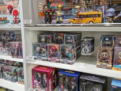 -泡泡玛特POPMART(上海环球港店)