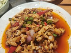 -大众跷脚牛肉馆·非遗传承单位(峨眉山店)