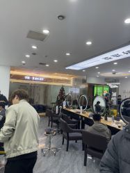 -藤野造型烫染·漂发