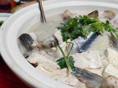 -芦茨金富饭庄·25年老字号·专做稻草鸡
