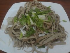 -溢心园香河肉饼总店