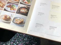 -ROAST coffee & eatery