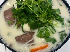 -肥汁米蘭香港米线(长宁来福士店)