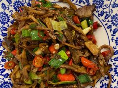 烟笋腊肉钵-新新湘菜馆(新中街二条店)