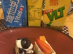 -华邑酒店·鲜艳全日自助餐厅