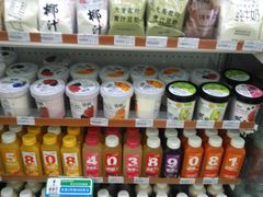 -全家便利店(东直门店)
