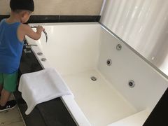 -三亚亚龙湾雅高铂尔曼别墅度假酒店