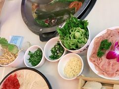 -大龙燚火锅(天安云谷店)