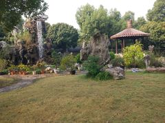 -山明水秀大饭店