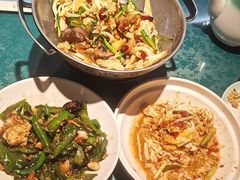 -呷湘厨·鱼汤捞饭·剁椒鱼头·辣椒炒肉(国家会展中心店)