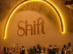 -Shift cocktail bar鸡尾酒吧