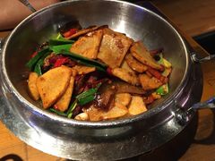 -洞庭土菜小炒馆(易发广场店)
