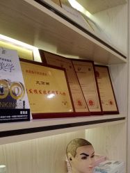 点击看大图 -碧莲盛·不剃发植发