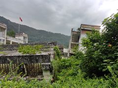 -四川汶川特大地震漩口中学遗址