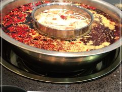 -渝宗老灶火锅(巴国城店)