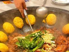 -小火炕铁锅炖鱼