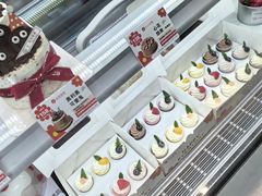 -花花卷卷·鲜食蛋糕(静安久光百货店)