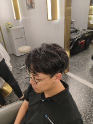 点击看大图 -即型男士理发工作室