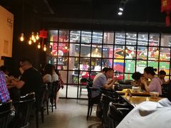 大堂-Thank u mom非油炸健康鸡(万国广场店)