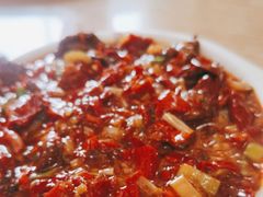 -歹歹的加个面过油肉拌面