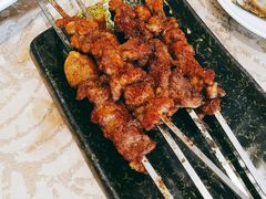 新粤招牌羊肉串-新粤新疆菜清真餐厅(拱北店)