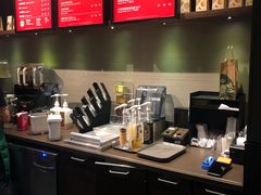 -星巴克臻选(南京金茂览秀城店)