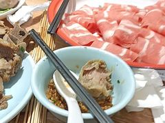 -茸梅路右拐龙虾-农家菜(松江店)