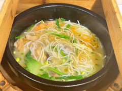 -勺子米线·云南传统小吃市集(四方街店)