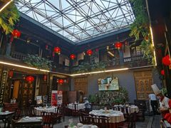 -蔼若春.传承三十年云南菜(金碧公园店)