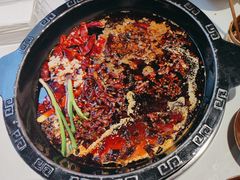红油火锅料-卤校长老火锅(杨家坪直营店)