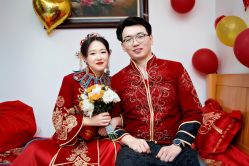 -深白婚纱艺术馆(王府壹号店)