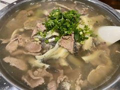 -犇逸·乐山跷脚牛肉·四川现炒(览海店)