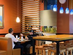 大堂-The Habit Burger Grill 哈比特汉堡(复兴soho店)