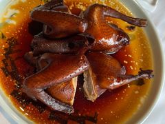 瑞士汁乳鸽-侨美·唐荔园·40年地道粤菜