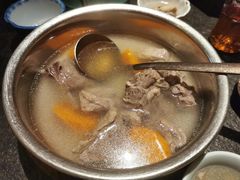 宁夏盐池滩羊手抓肉-丝路金桃·新疆菜(徐汇店)