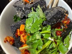 -黑色经典臭豆腐·湖南特产(坡子街店)