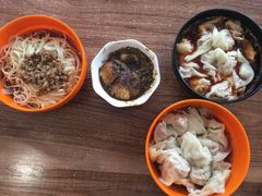 -继红顺河抄手名小吃