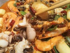 -七欣天香辣蟹火锅(闵行浦江欢乐颂店)