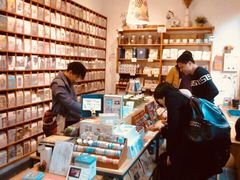 -猫的天空之城概念书店(苏州平江店)