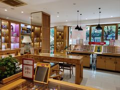 -宝丽眼镜(湖墅店)