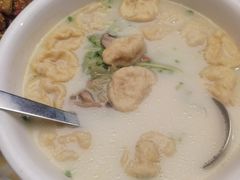 豆苗鱼腐汤-老廣食堂(区庄店)
